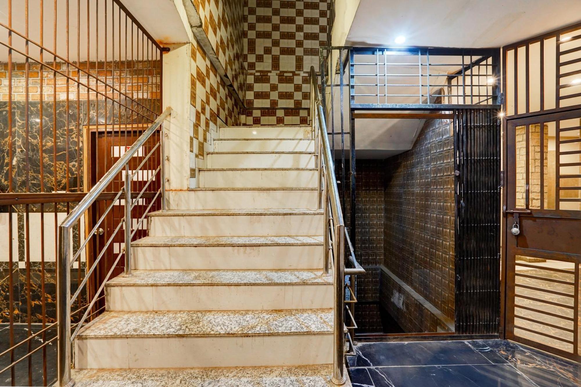 Hotel O Blue Vibes Мератх Экстерьер фото