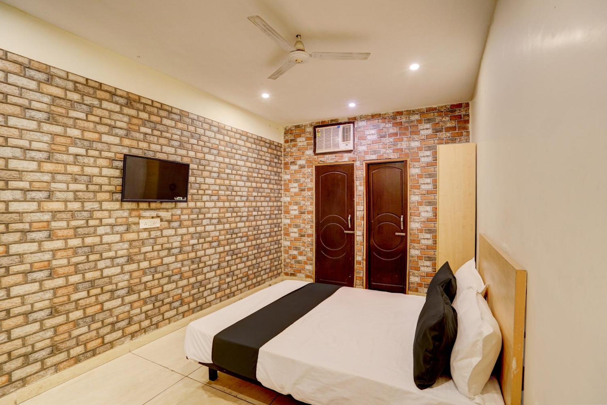 Hotel O Blue Vibes Мератх Экстерьер фото