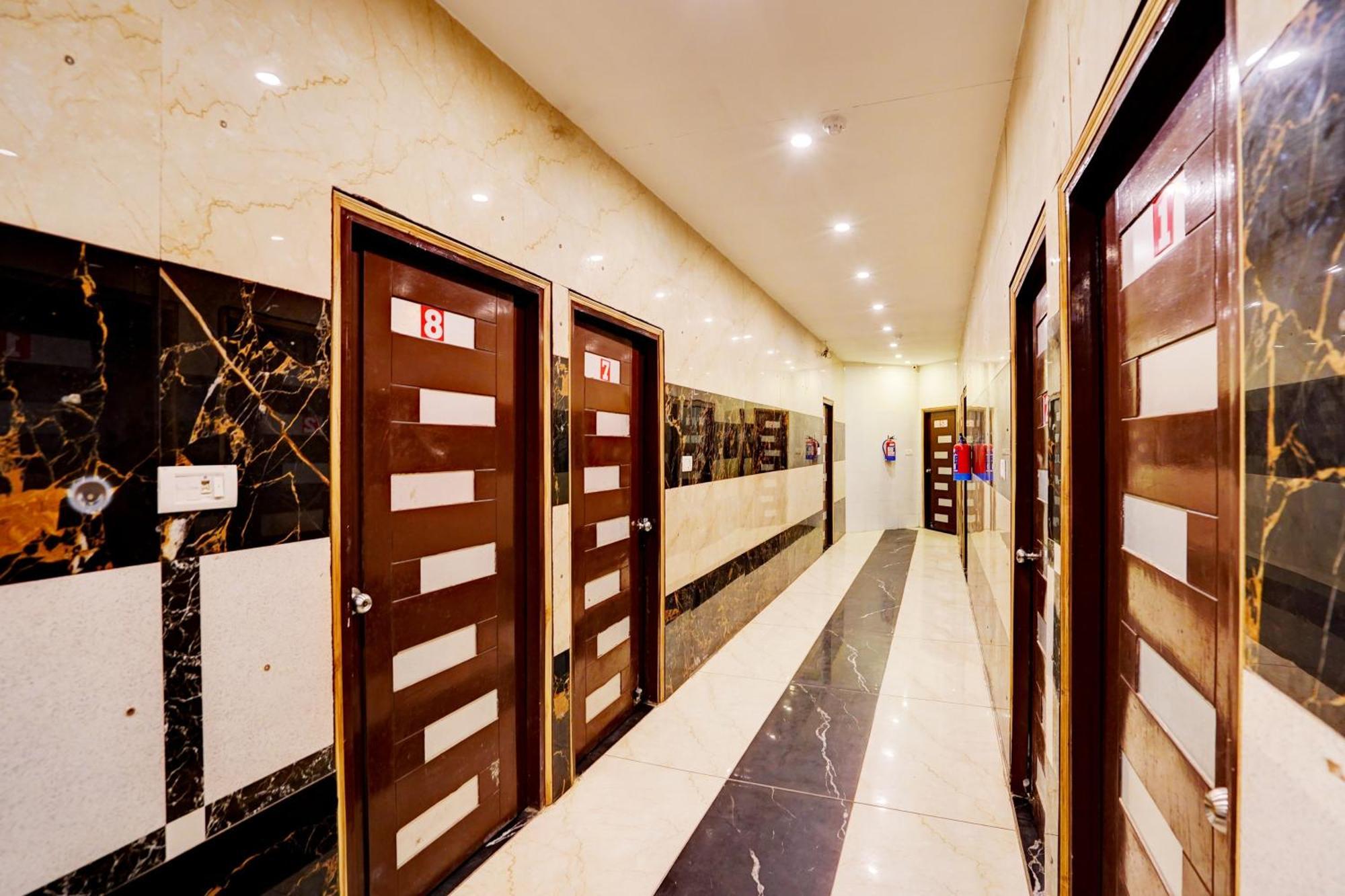 Hotel O Blue Vibes Мератх Экстерьер фото